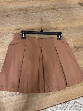 Mustard Seed Pleated Mini Skirt in Warm Brown